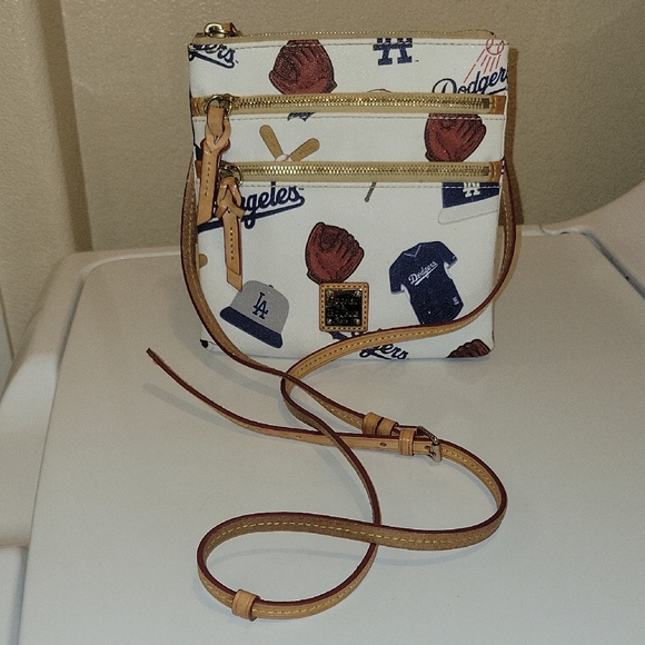 Dooney & Bourke LA Dodgers Triple Zip Crossbody - Picture 1 of 4